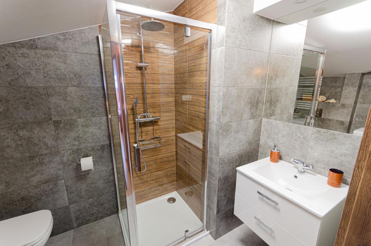 Appartamento Bronowicka Premium - 52m2 With Private Parking Cracovia